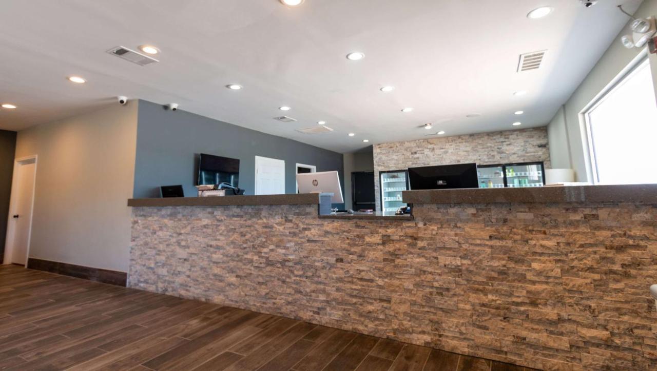 אירווינג Magnuson Extended Stay And Suites Airport Hotel מראה חיצוני תמונה